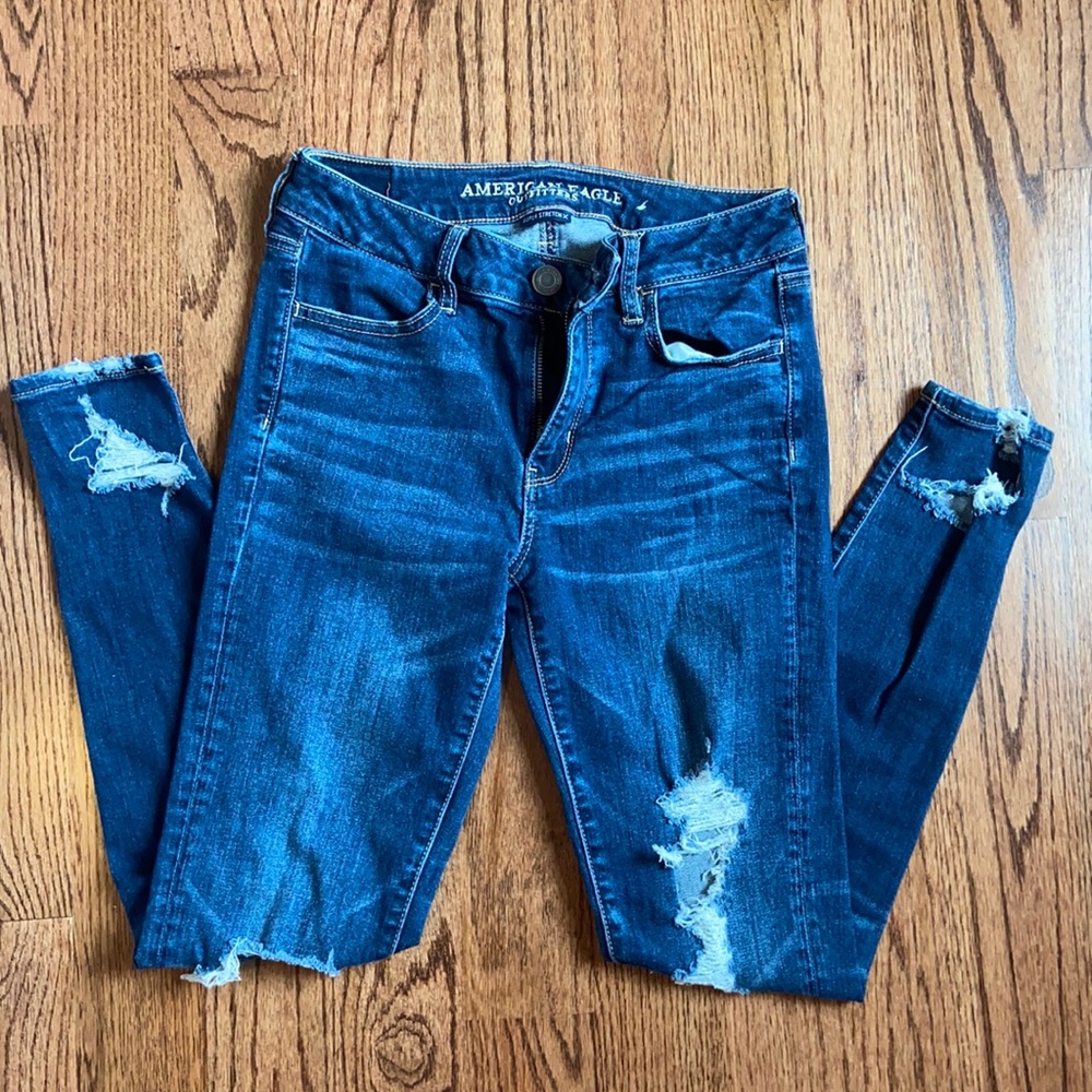 Ripped AE Jeans